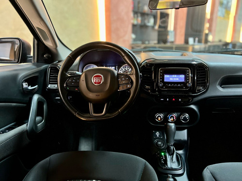 Fiat Toro 1.8 16v Freedom Flex 4x2 Aut. 4p