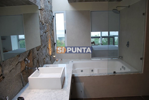 Imagen 9 de 18 de Casa En Venta - Punta Piedras