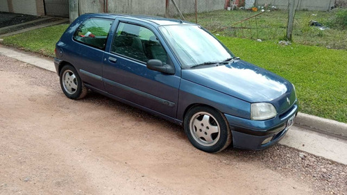 Imagen 3 de 4 de Renault Clio 1.6 Rld Dh Aa 1998