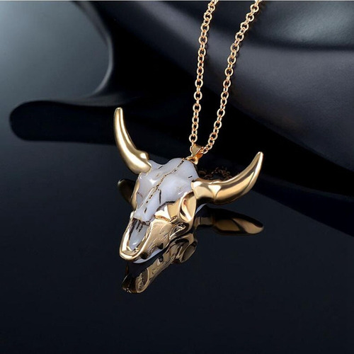 Cadena Clásica Para Clavícula Con Cabeza De Vaca De Attar Fa
