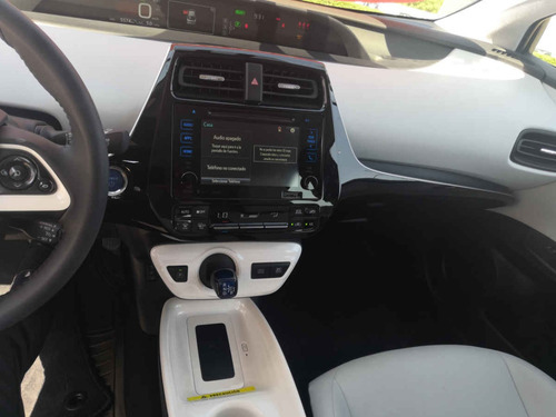 Toyota Prius 2018