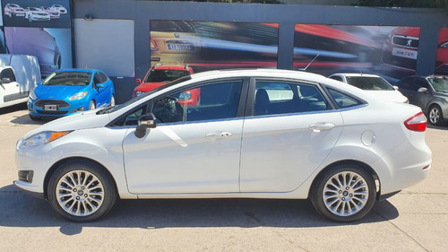 Ford Fiesta Kinetic Design 1.6 4p Titanium Powershift 2017