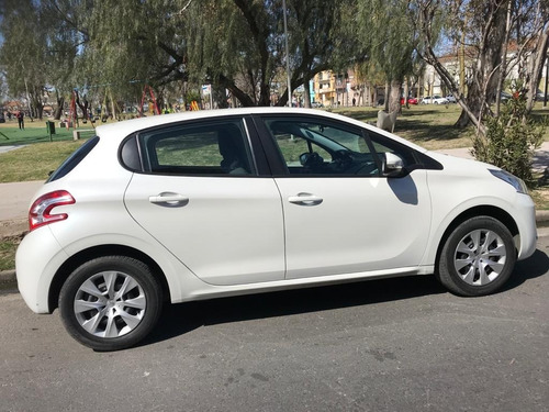 Peugeot 208 - 1.5 Active