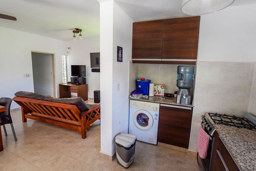 Venta ! Casa Con Pileta En Barrio Las Acequias