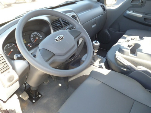 Kia K2500 Con Caja