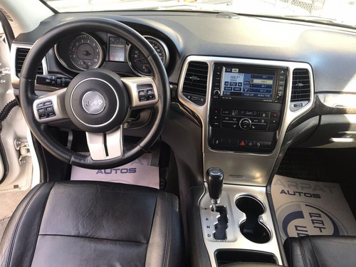 Imagen 8 de 11 de Jeep Grand Cherokee 2011 3.6 V6 Laredo Lujo 4x2 At