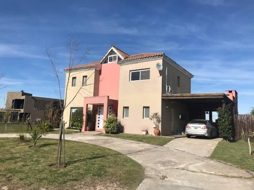Imagen 4 de 27 de Casa En Venta En El Canton Maroto Propiedades