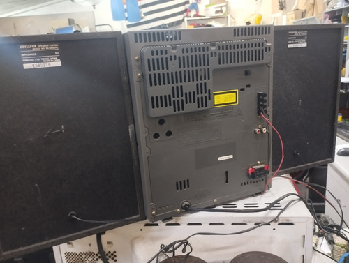 Microsystem Aiwa Nsx 5303 Pra Manutenção Prateado (Usado)