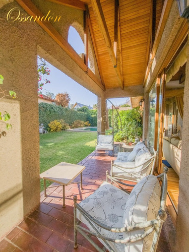 Imagen 11 de 30 de Excelente Casa Ubicada En Zona De Quinchamalí. Las Condes.