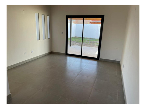 Imagen 15 de 23 de Casa En Venta Comarca De Allende 2 Dormitorios