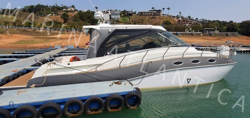Imagem 2 de 13 de Lancha Catamarã 40 2x Volvo D4 Ano 2012 - Marina Atlântica