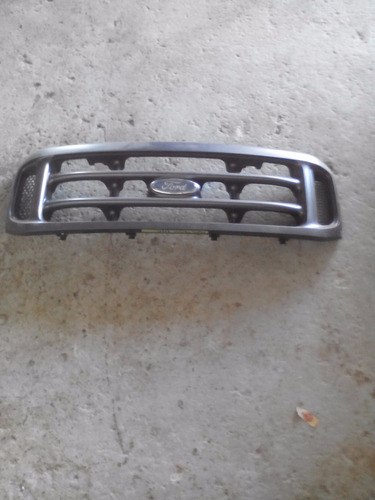 Careta Frontal Con Logo De Ford 350 Triton 2004-2010