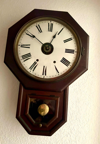 Antiguo Reloj De Pared