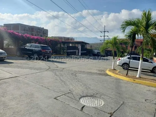 Venta De Townhouse Guatire Mr