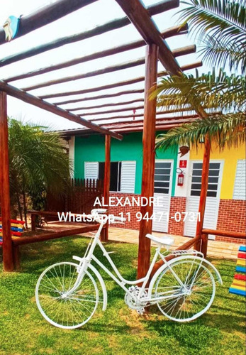 Imagem 3 de 5 de Aluguel Quitinete Kitnet Chalé Pousada Casa Praia Piscina