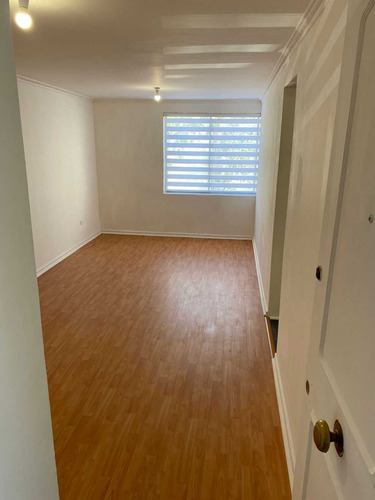 Dpto 3 Dorm, 1 Baño, 50m2, Metro Santa Rosa (21267)