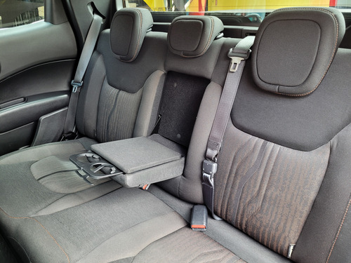 Fiat Toro 2.4 Volcano 16v Flex 4x2 Aut. 4p