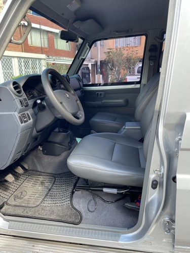 Land Cruiser Blindado