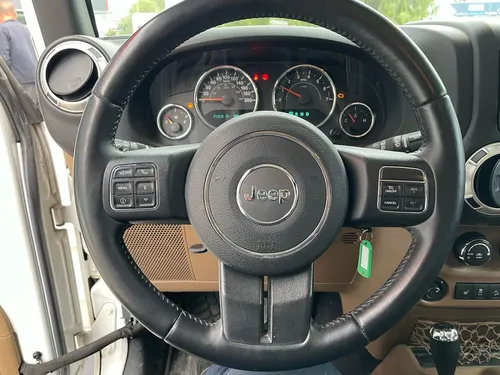 Jeep Wrangler 3.7 Unlimited Sahara 3.6 4x4 At