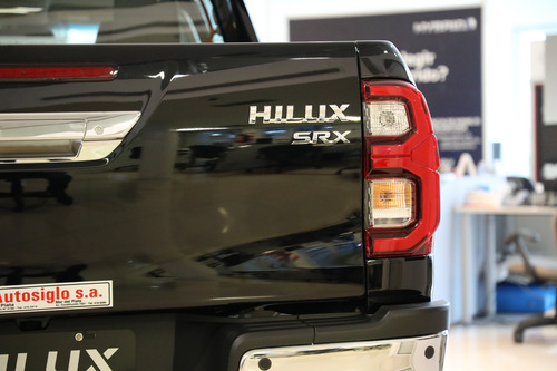 Toyota Hilux Pick-up 2.8 Cd Srx 204cv 4x4 At