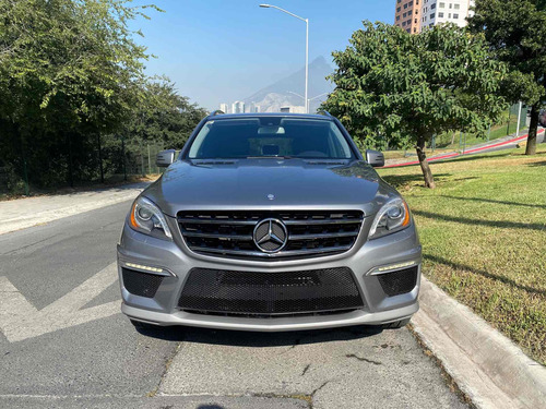 Imagen 5 de 9 de Mercedes-benz Clase M 2012 5.5l Ml 63 Amg Mt
