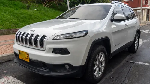 Jeep Cherokee 3.2 Longitude