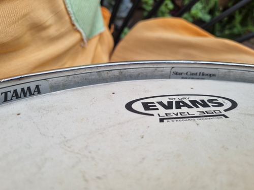 Imagen 2 de 2 de Parche Evans Stdry Usado Bien Chongo