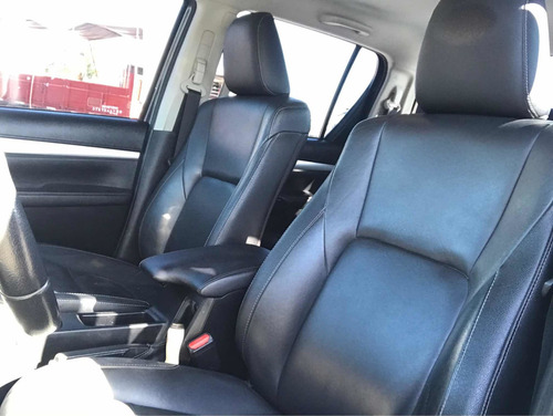Toyota Hilux 2.8 Cd Srx 177cv 4x4 At 2016