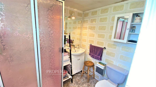 Excelente Vivienda Familiar, Con Departamento Inte...