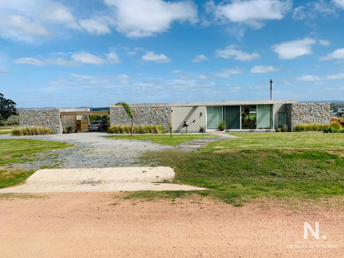 Hermosa Casa Minimalista En Barrio Privado