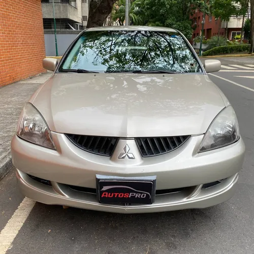 Mitsubishi Lancer Touring