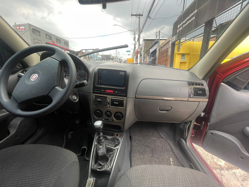 Fiat Palio Palio Essence 1.6 16V (Flex)