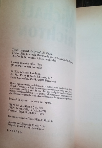 Devoradores De Cadáveres Michael Crichton (Usado)