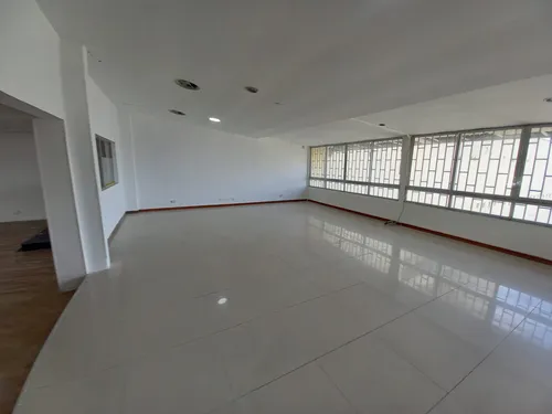 Local En Arriendo En La Avenida Santander/manizales (279062292).