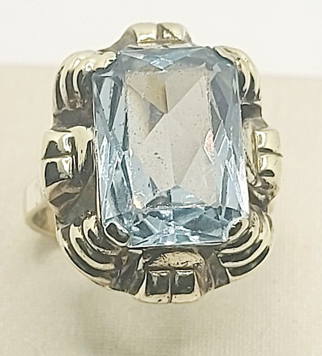 Anillo Oro 8k Con Topacio Celeste. Peso 4,4 G J674