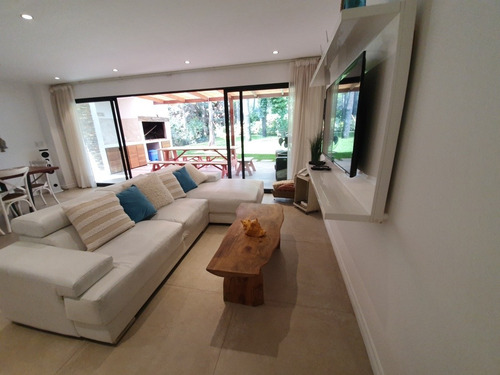 Imagen 2 de 14 de Casa Solanas Vacation, Con Piscina Climatizada, Punta Del Este