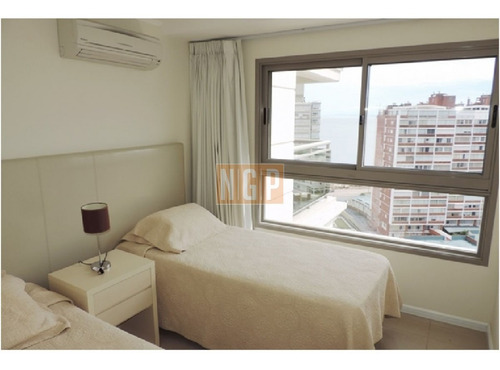 Imagen 25 de 30 de Torre De 5 Estrellas, A Pasos De Av Gorlero, Espectacular Apartamento A Estrenar De Dos Dormitorios En Suite, Baño Social, Living Comedor,cocina