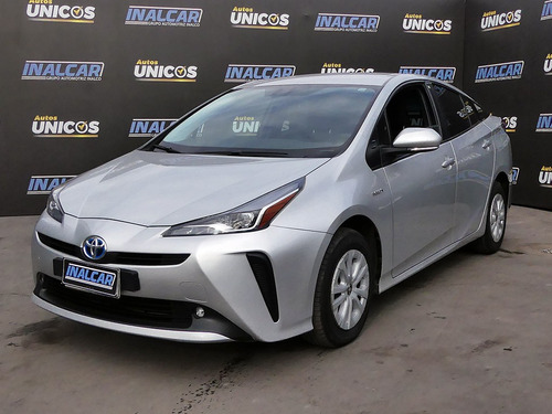 Toyota Prius 1.8 At