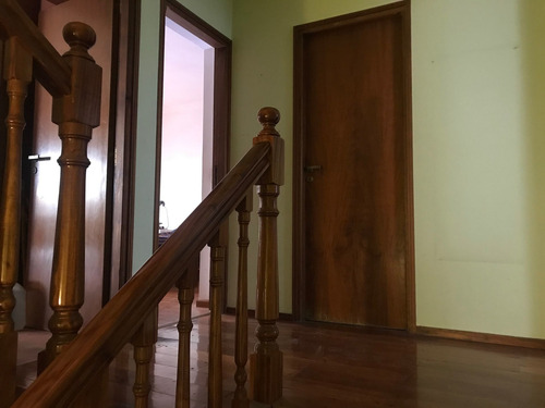 Imagen 11 de 25 de Casa En Lote Propio, Pb + 2 Pisos - Chalet Cochera