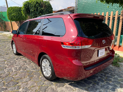 Toyota Sienna 3.5 Xle Mt