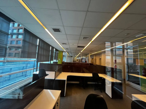 Ciudad Empresarial 396 M2 Arrendada 2 Roles Amoblada