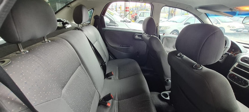 Imagem 9 de 10 de Chevrolet Corsa Sedan Premium 1.4 (flex)