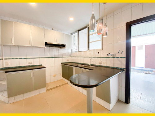 Casa En Alquiler En Condominio Castilla Real Zona Radial 17 Y 1/2