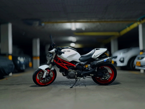 Ducati Monster