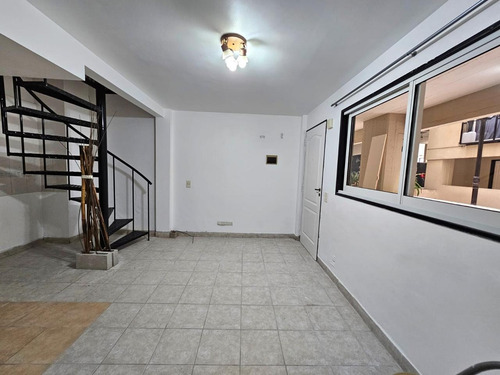 2 Ambientes En Planta Baja Con Pileta, Gimnasio Y Sum