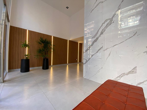 Imagen 1 de 23 de Hermoso 2 Ambientes Súper Luminoso! Baño Suite Y Toilette · Apto Profesional