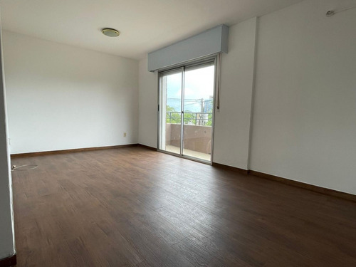 Imagen 4 de 12 de Alquiler Apartamento 2 Dormitorios Malvin.