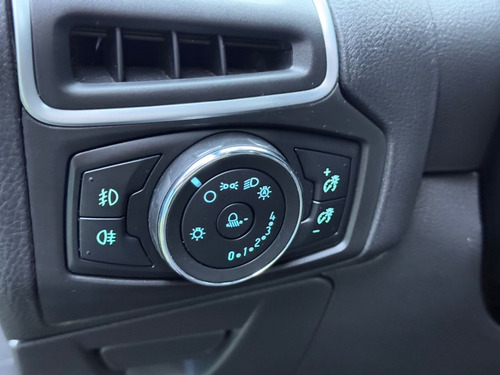 Ford Focus 2.0 TITANIUM HATCH 16V FLEX 4P POWERSHIFT