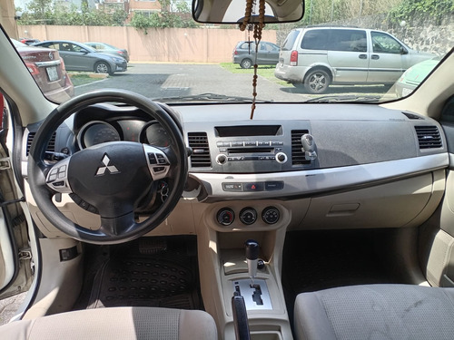 Mitsubishi Lancer Es At Cvt