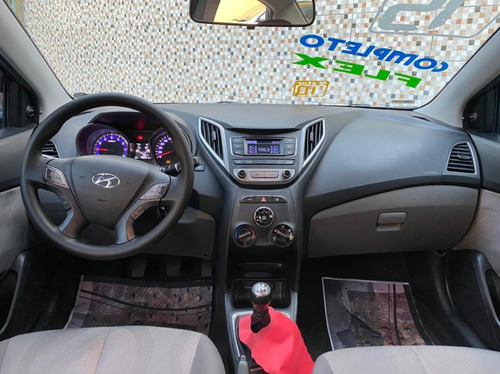 Imagem 10 de 13 de Hyundai Hb20 S Comfort Plus 1.0 Flex Completo